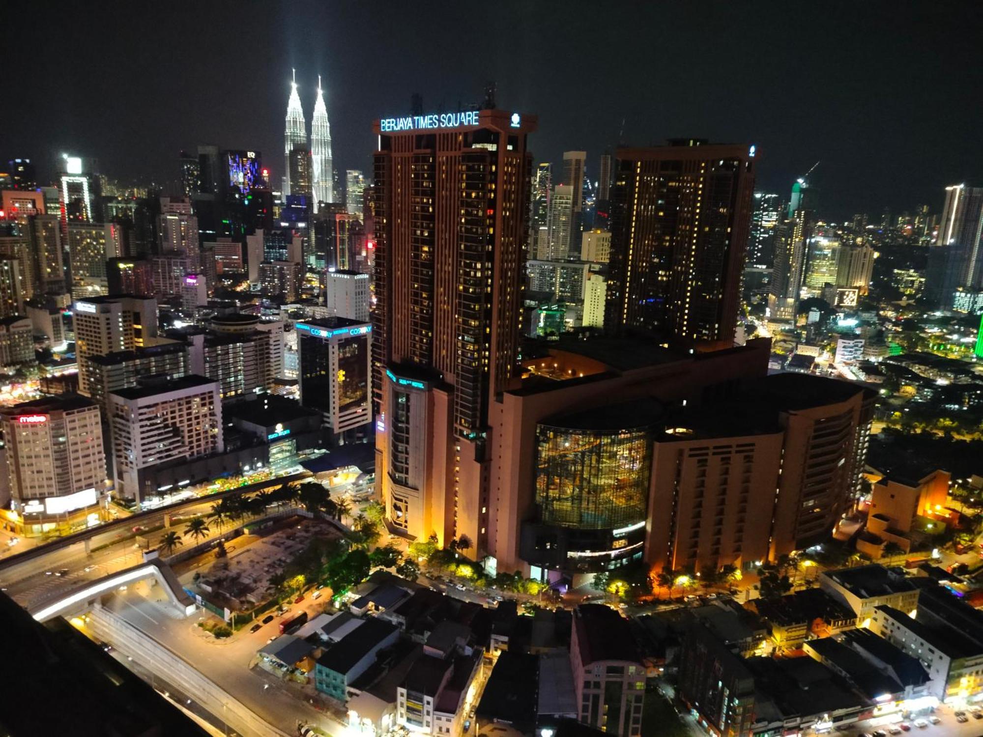 Lucentia Residence Bbcc @ Lalaport Kuala Lumpur Exterior photo