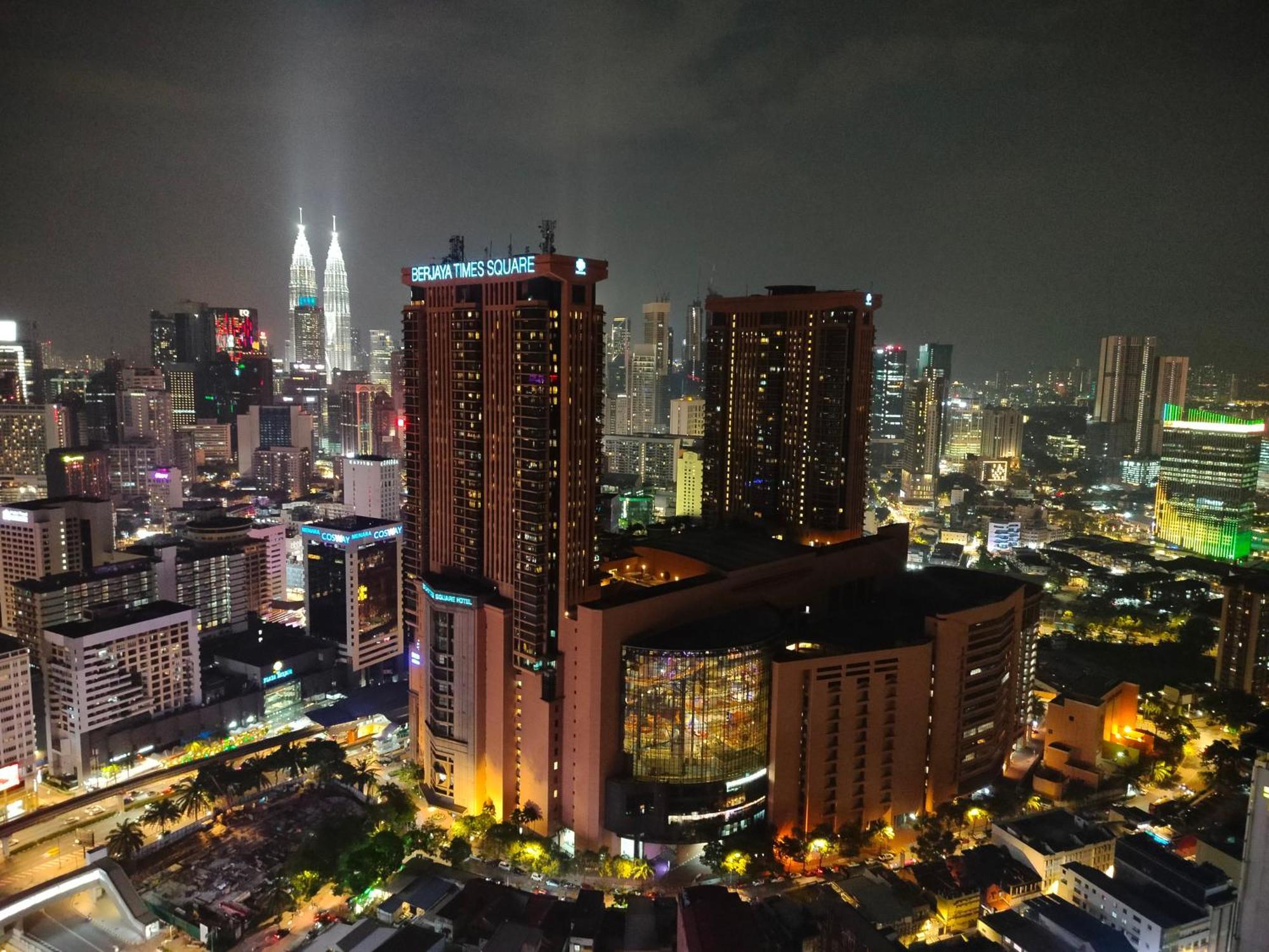 Lucentia Residence Bbcc @ Lalaport Kuala Lumpur Exterior photo